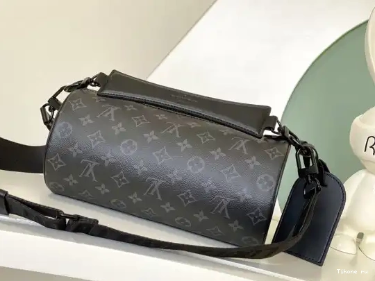 Cheap LOUIS Soft VUITTON PM Polochon 0511